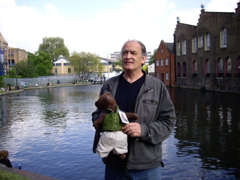 John Matthews holding Bearsac by Camden Canal.