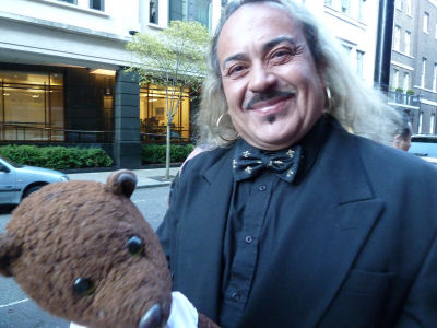 Wagner holding Bearsac