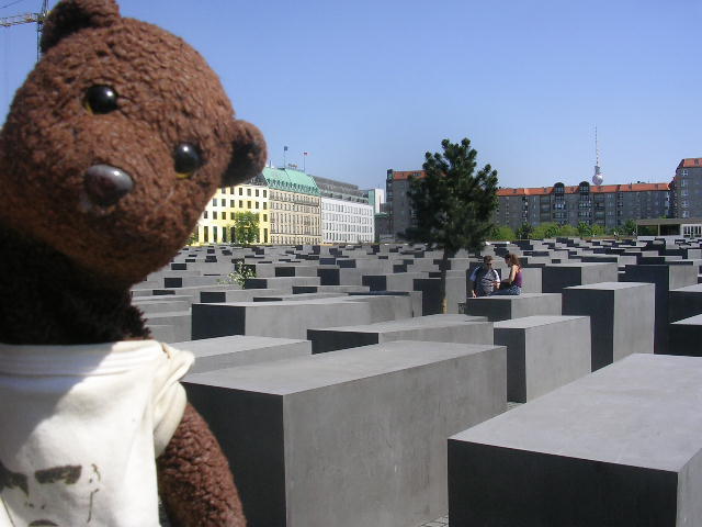 Bearsac beside the Holocast Memorial