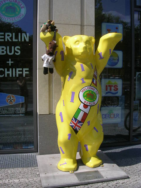Bearsac and family on paw of Berlin's United Buddy Bear