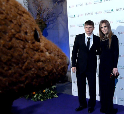 Bearsac in foreground of Andrei Arshavin