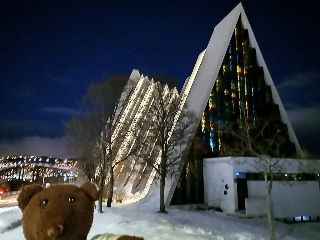 Teddy bear Bearsac in the foreground of